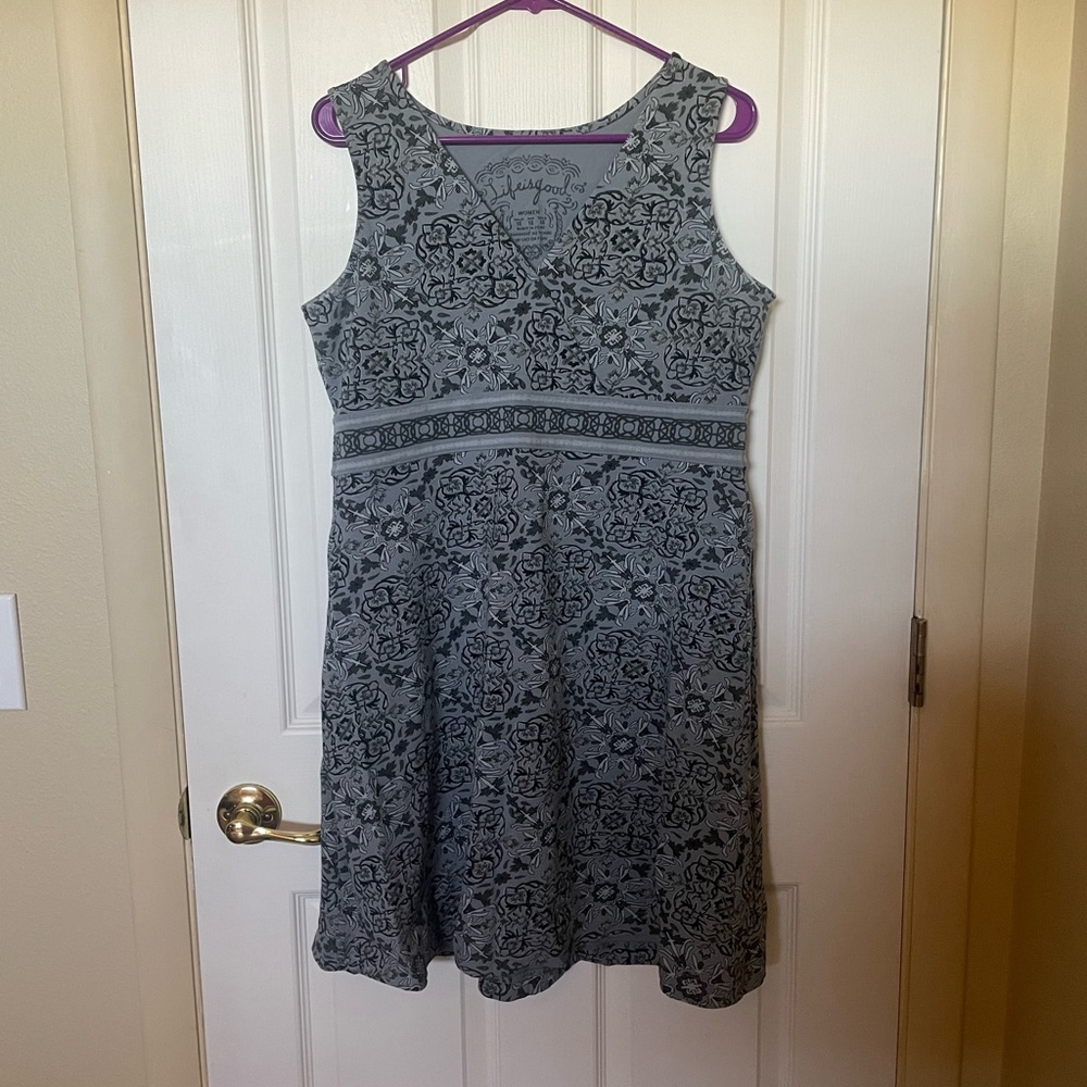 Life is good dress